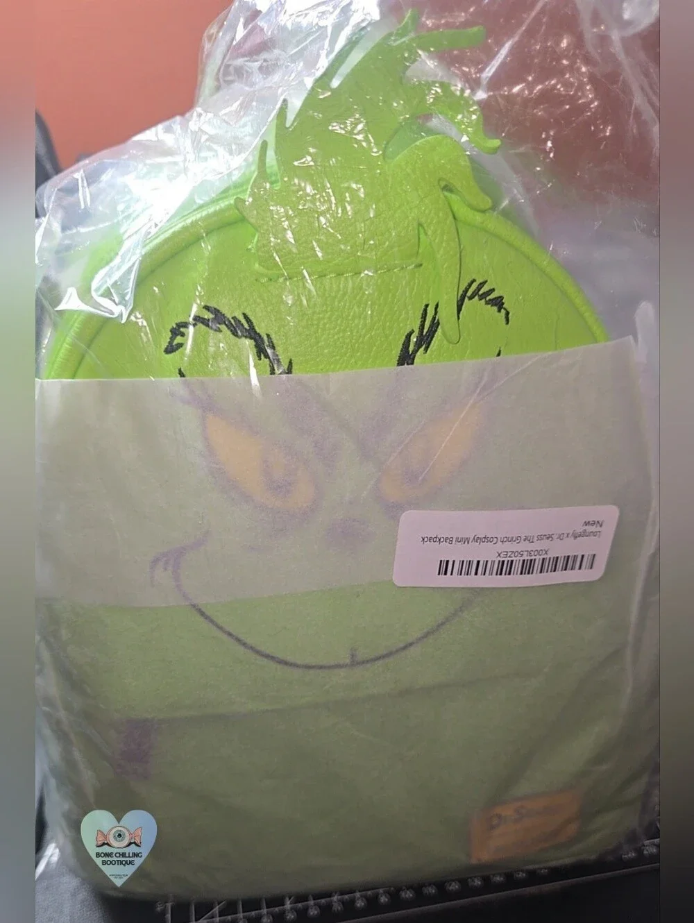 Loungefly x The Grinch Face Cosplay Backpack 💚